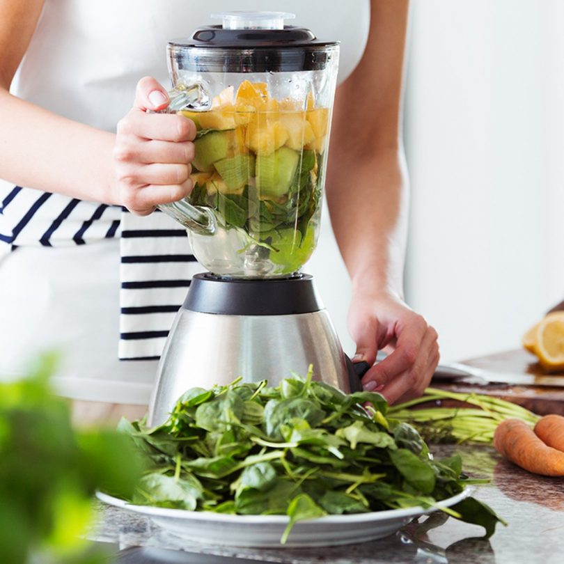 Best Portable Blenders: Mini Blenders Specs & Features in 2024 - Review By  EatDrinkRabbit!